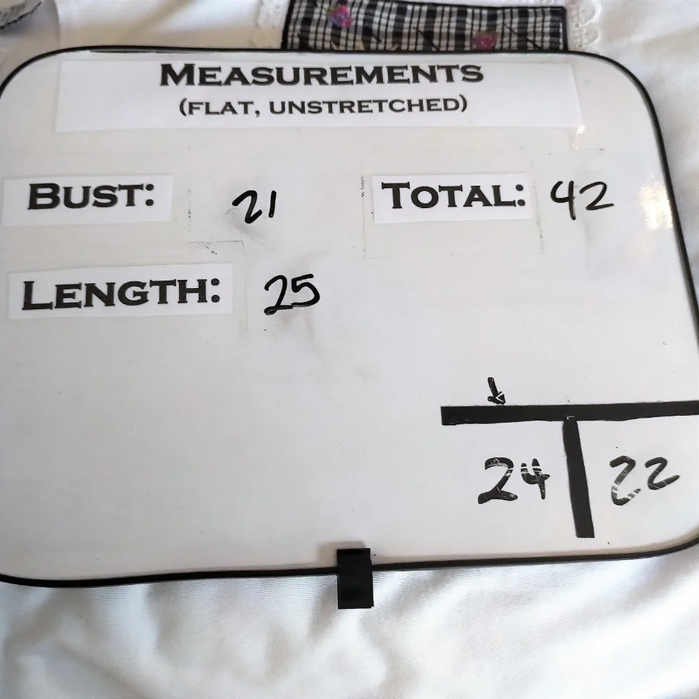 Embroidered Daisy Tee NWOT LP - Picture 4 of 4